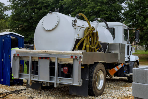 Portable Toilet Options We Offer in Weirton, WV